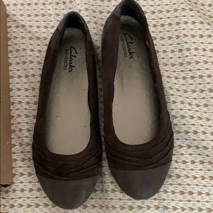 New with box clarks shoes.